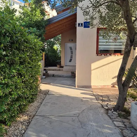 With Parking Space - 27671